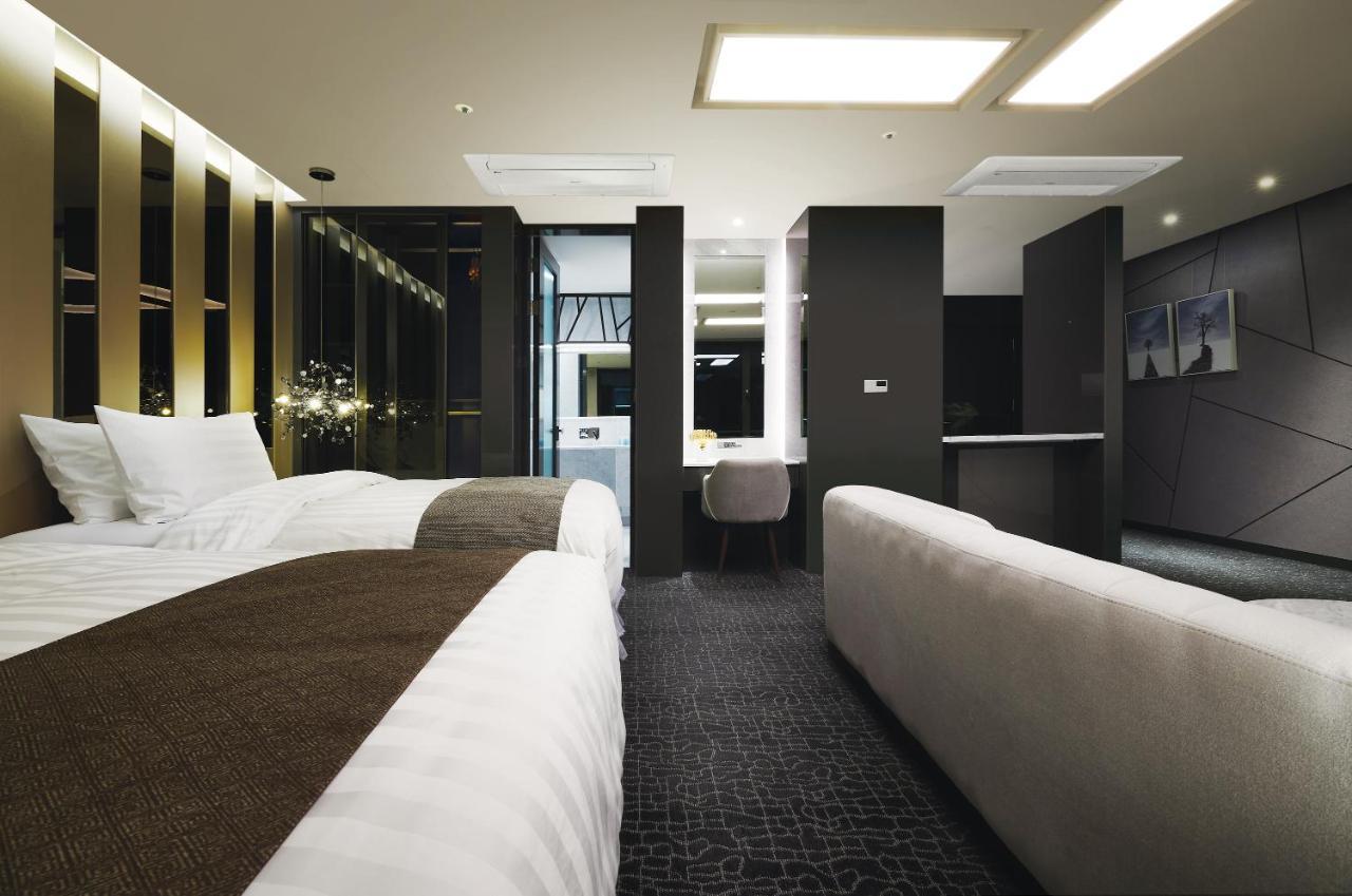 Jeongseon Intoraon Hotel Bagian luar foto