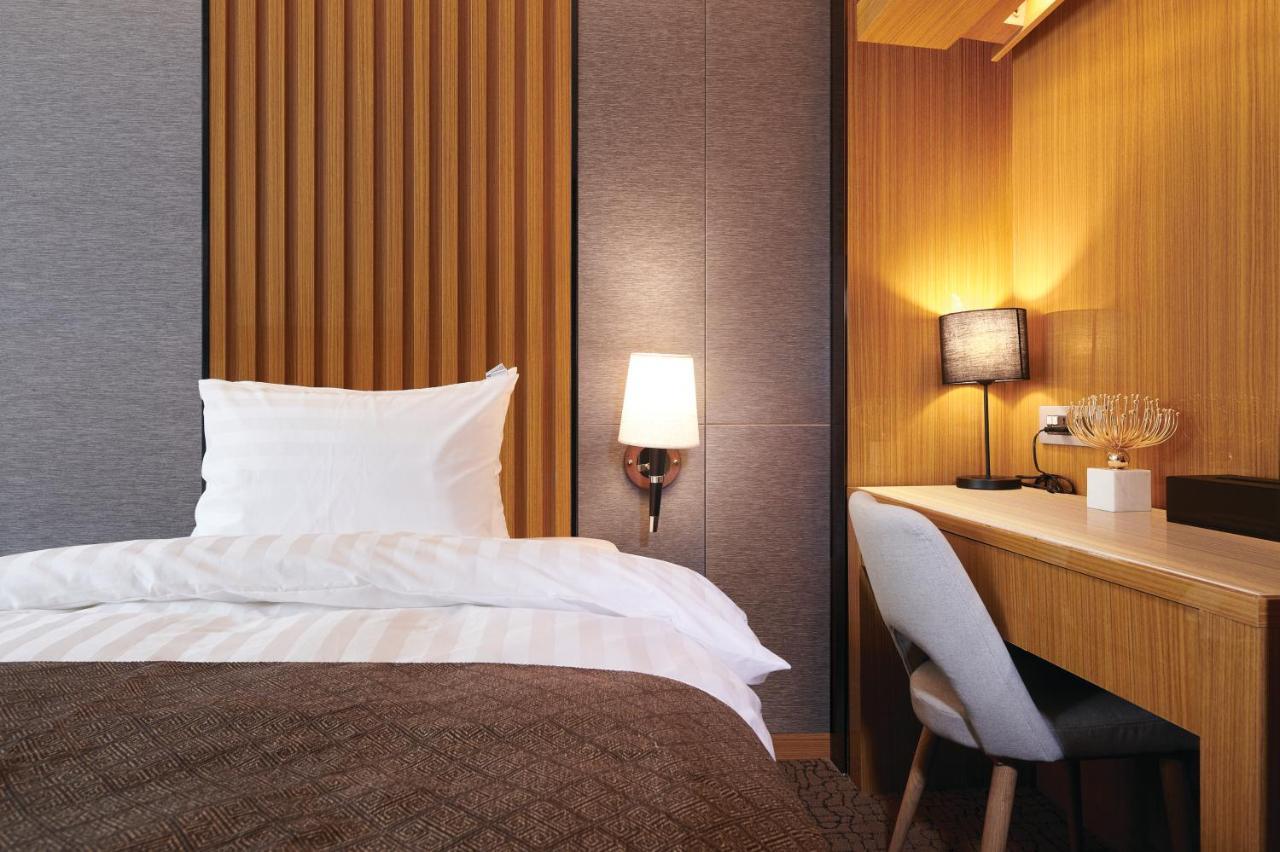 Jeongseon Intoraon Hotel Bagian luar foto